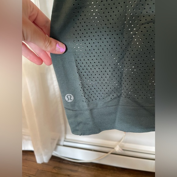 Lululemon Swiftly Breathe Crop Tank - Picture 6 of 8